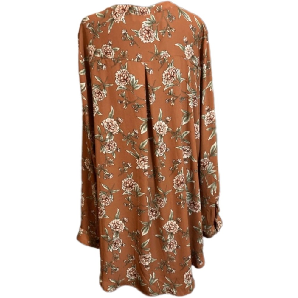 Woman’s blouse - Picture 4 of 4